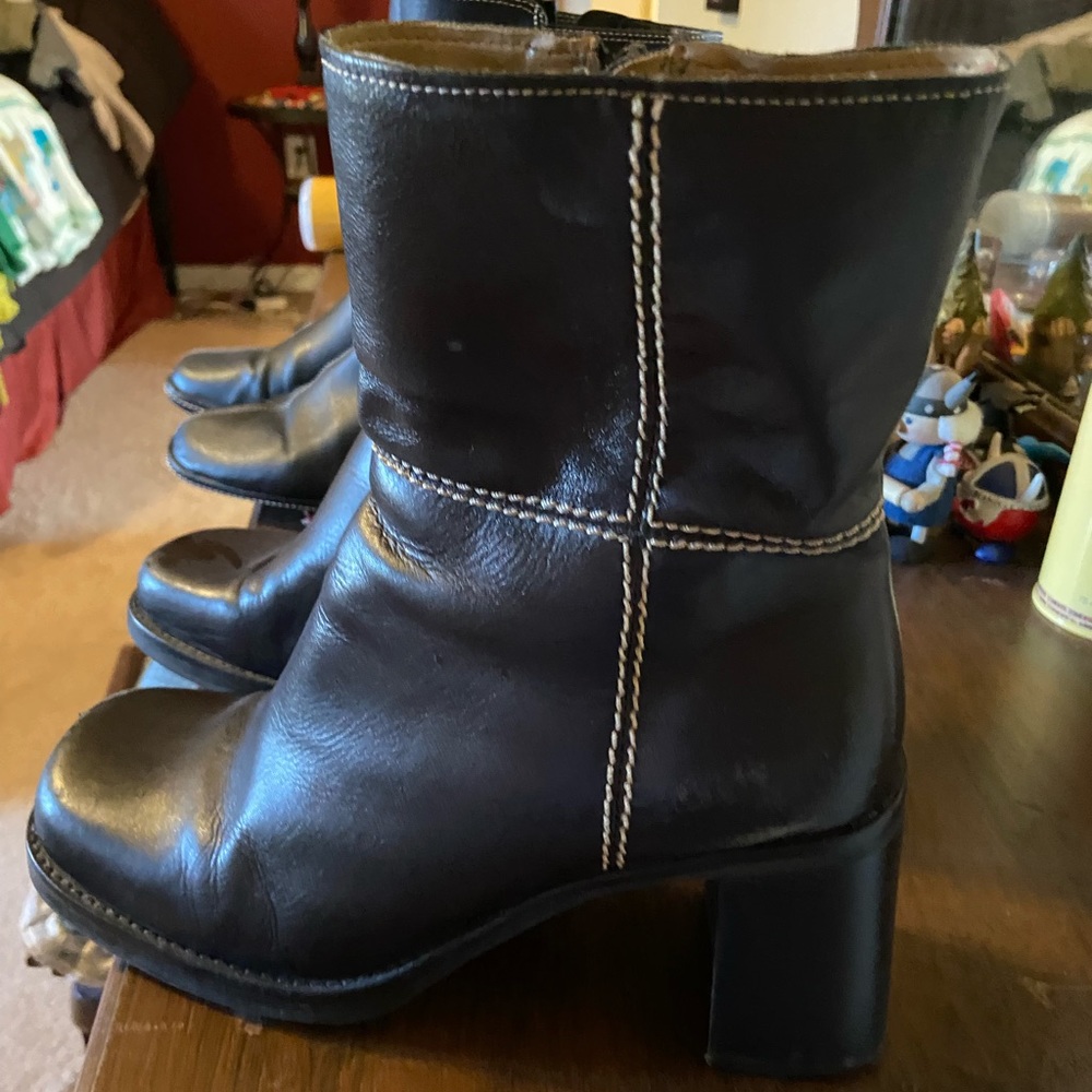 Black boots